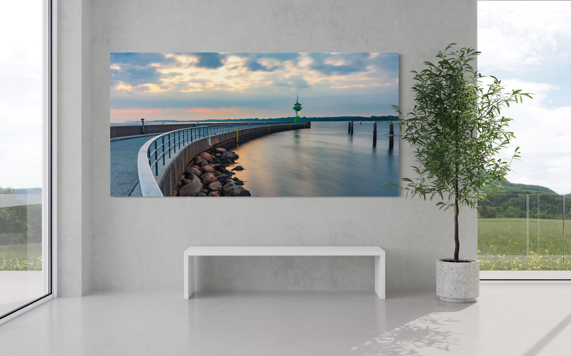 Travemünde (niederdeutsch Travemünn) ist ein Stadtteil der Hansestadt Lübeck in Schleswig-Holstein, der direkt an der Mündung der Trave in die Lübecker Bucht als Teil der Ostsee liegt. Zum Stadtteil im politischen Sinn gehören neben dem Stadtbezirk Alt-Travemünde, der im Sprachgebrauch häufig mit Travemünde gleichgesetzt wird, auch die Stadtbezirke Priwall, Brodten, Teutendorf und Ivendorf. Bei den drei letzteren handelt es sich um kleine Dörfer, die 1935 eingemeindet wurden.