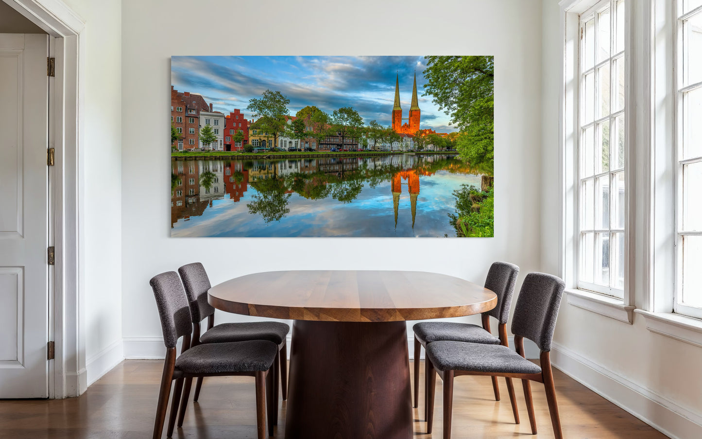 Lübecker Dom, Dom zu Lübeck, Obertrave, Lübeck Altstadt, Spiegelung, Hansestadt Lübeck, Abendlicht, Stadtfotografie, Architekturfotografie, Fine Art Fotografie, Wandbild Lübeck, Schleswig-Holstein, Constantin Ticu Fotografie.