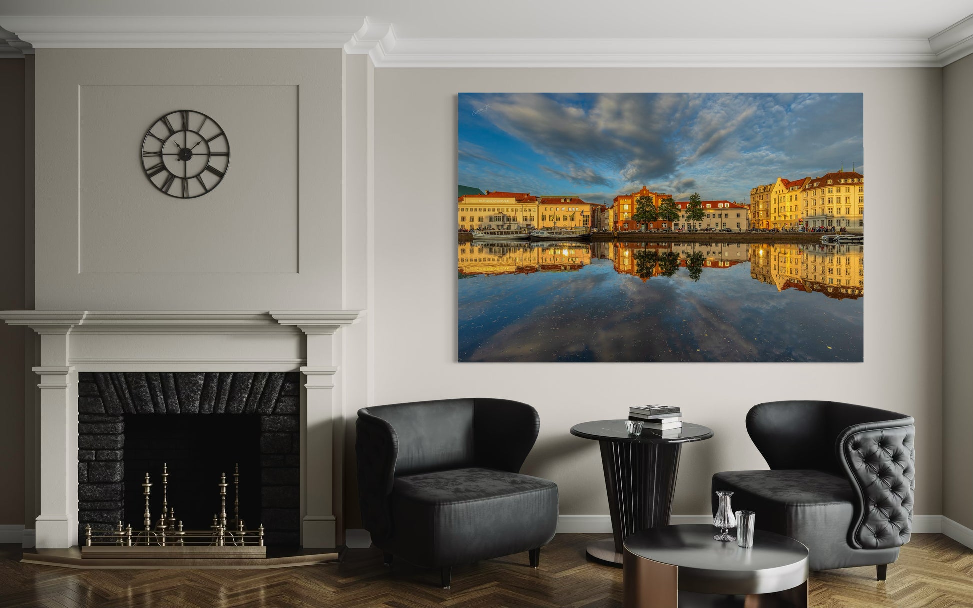 Lübeck, Trave, Spiegelung, Hansestadt Lübeck, Altstadt Lübeck, Architekturfotografie, Stadtfotografie, Abendlicht, Fine Art Fotografie, Wandbild Lübeck, Schleswig-Holstein, Stadtlandschaft, Constantin Ticu Fotografie.