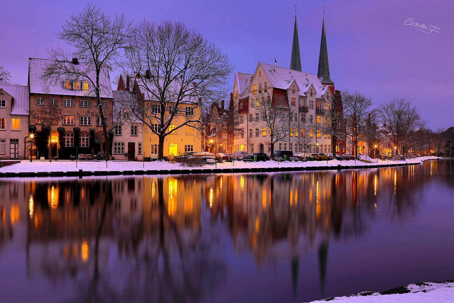 Lübeck – Die blaue Stunde am stillen Wasser