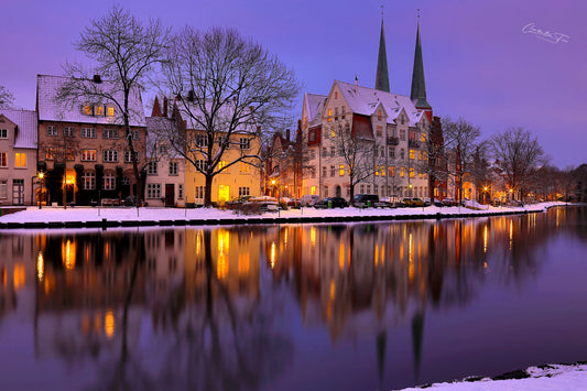 Lübeck – Die blaue Stunde am stillen Wasser