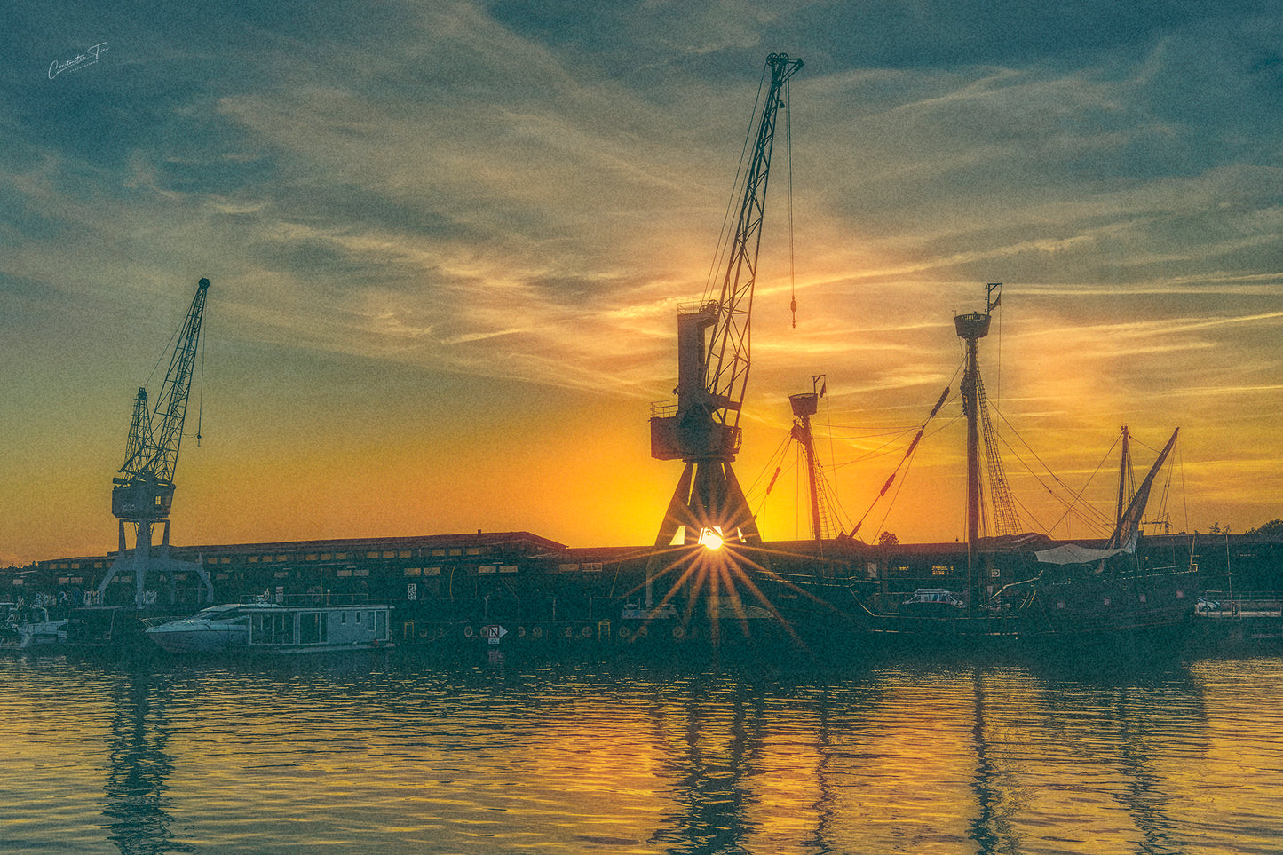 Im Rhythmus des Hafens – Fine Art Fotografie aus Lübeck